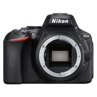 D5600 Body